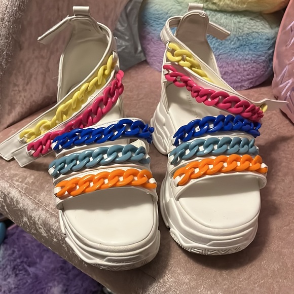 DollsKill azalea wang chain platform sandal! Size 6! Worn once! - Picture 2 of 11